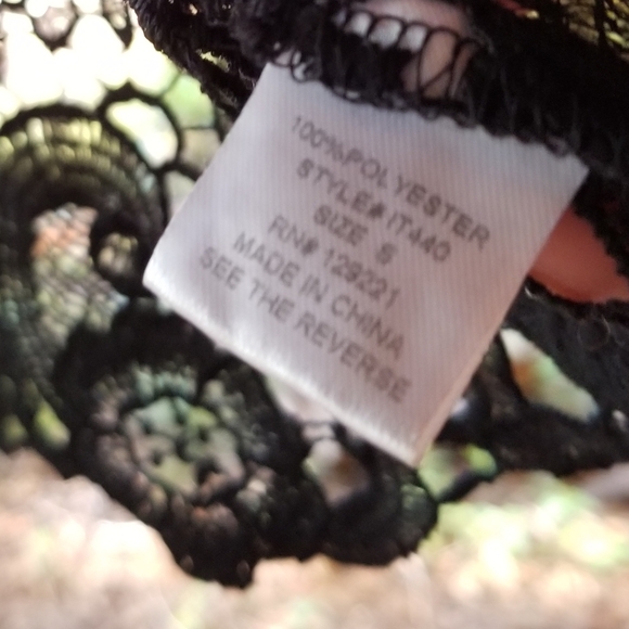 Small ladies Fashion Top Shirt Flower Net Mesh Pattern Black button Signature 8 - Picture 2 of 9